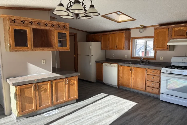 MHP Communities, Crimson Leaf Estates, community, safe, mobile homes, modern