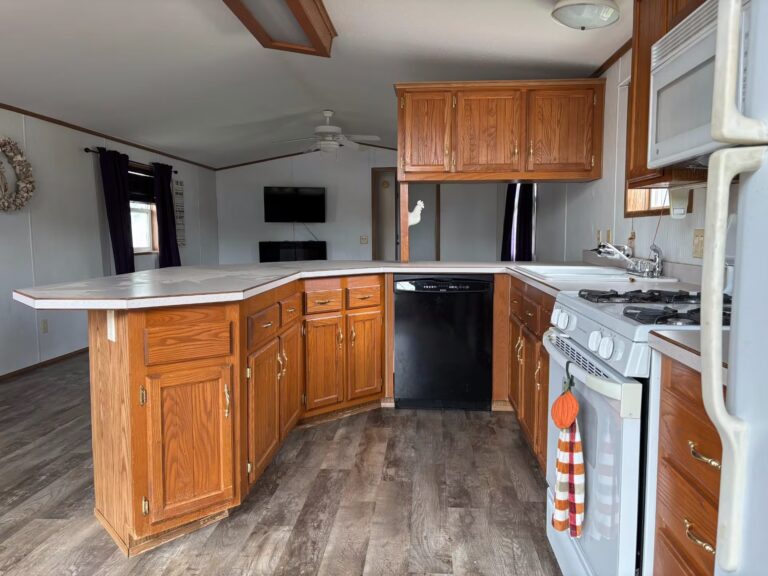 community, mobile homes near me, affordable, safe, MHP Communities, IMG