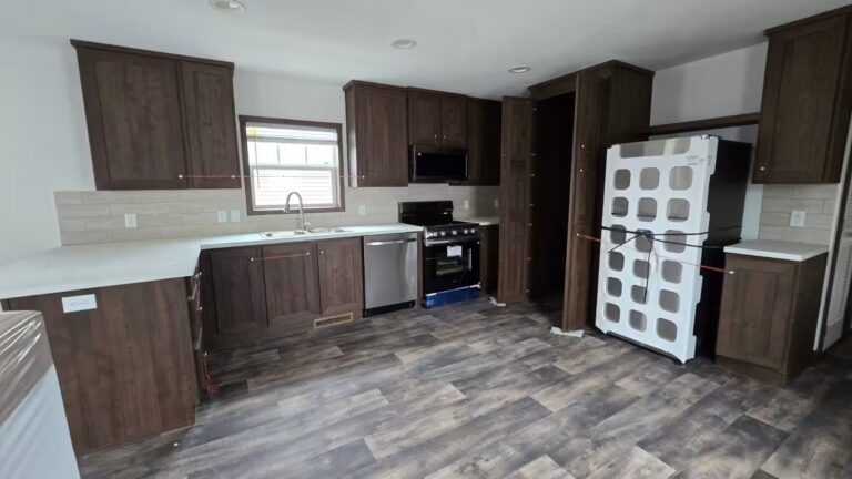sXZrcGrkFSBRVwzCpLf, safe, manufactured homes near me, community, mobile homes near me, modern